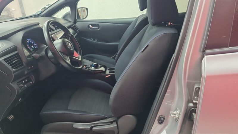 NISSAN LEAF 2020