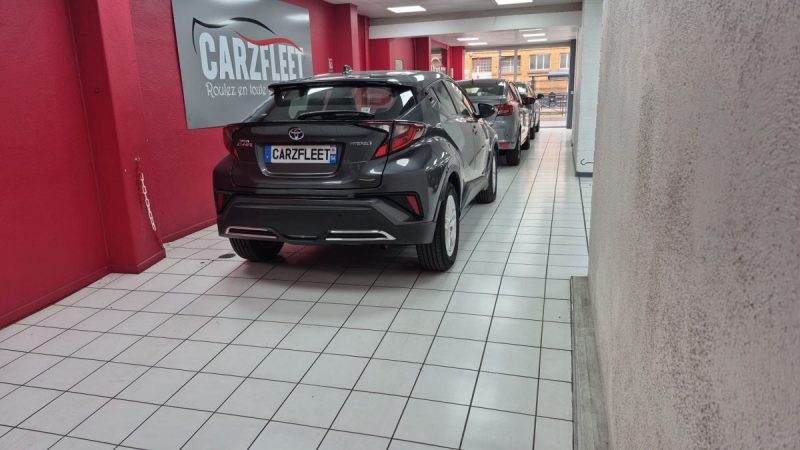 TOYOTA C-HR 2021
