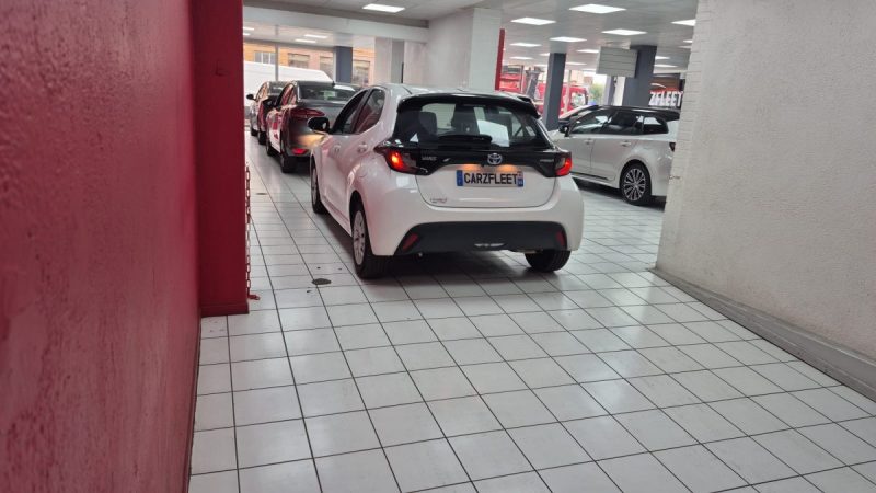 TOYOTA YARIS 2021