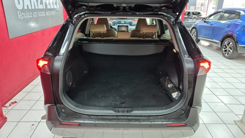TOYOTA RAV4 2020