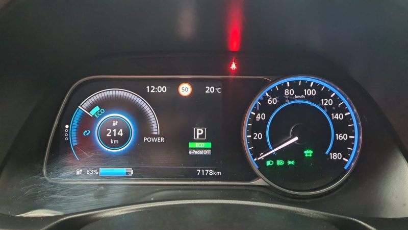 NISSAN LEAF 2020