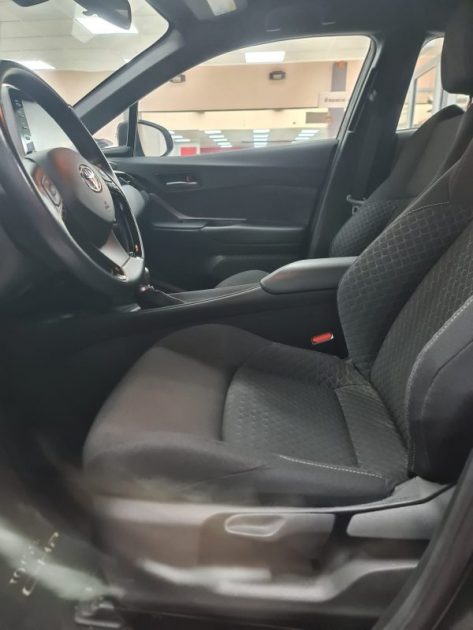 TOYOTA C-HR 2020